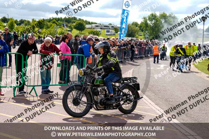 Vintage motorcycle club;eventdigitalimages;no limits trackdays;peter wileman photography;vintage motocycles;vmcc banbury run photographs